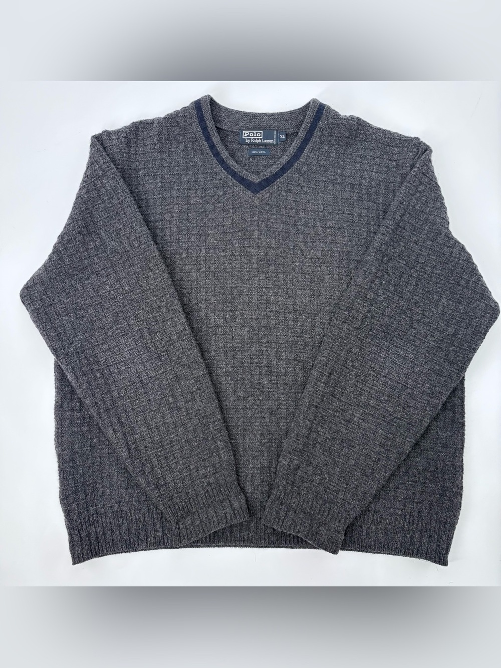 Vintage Polo Ralph Lauren Men’s 100% Wool Textured V-Neck Sweater Charcoal Grey